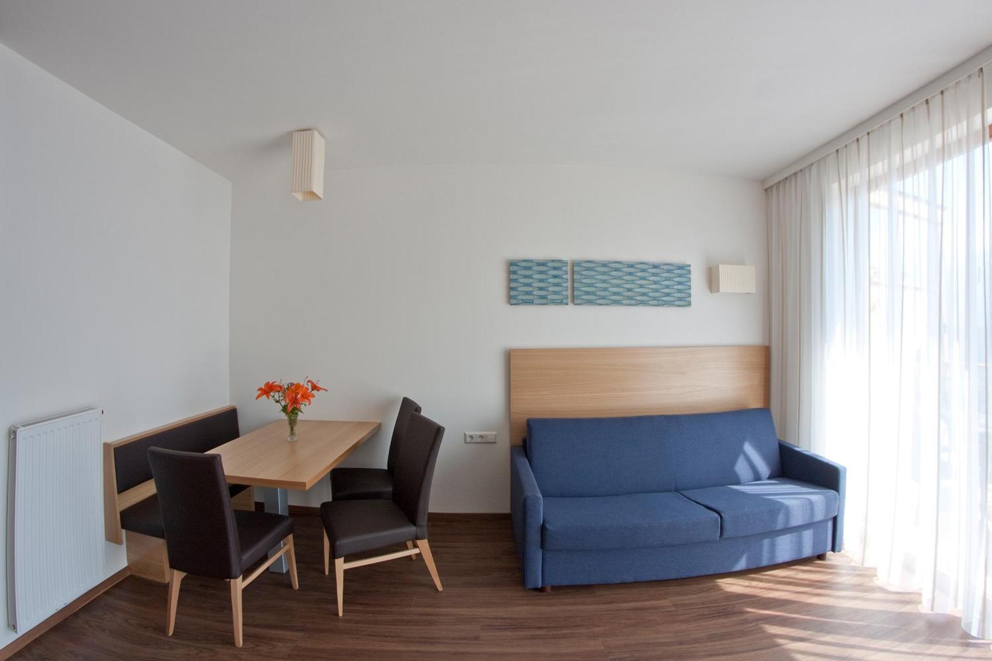 Residence Aqualis Марленго Стая снимка