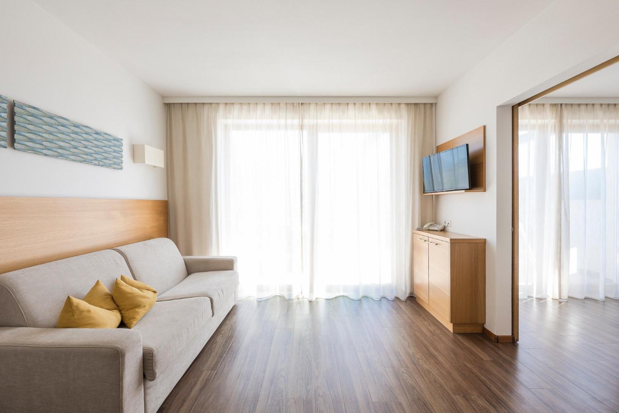 Residence Aqualis Марленго Екстериор снимка