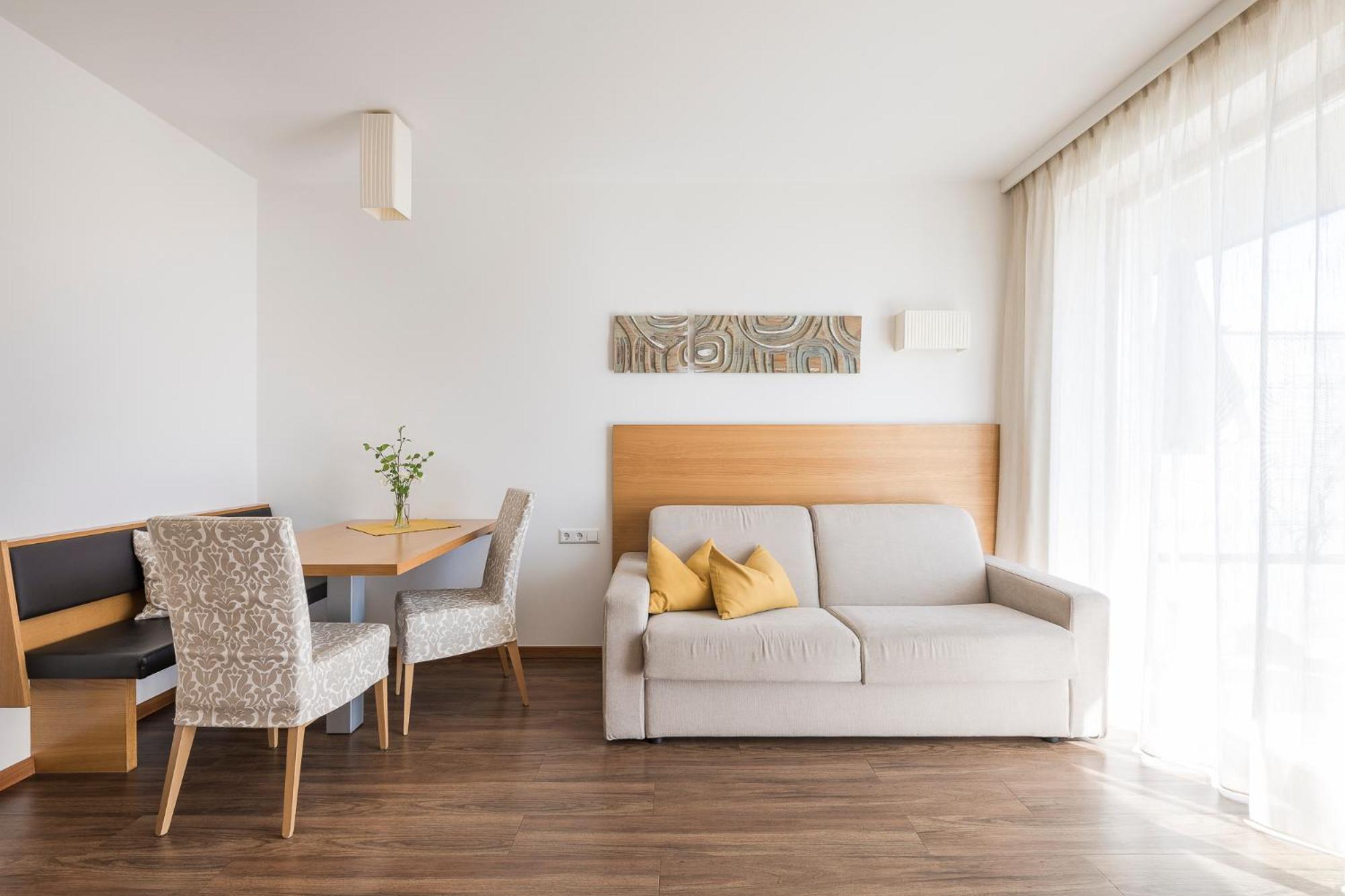 Residence Aqualis Марленго Екстериор снимка